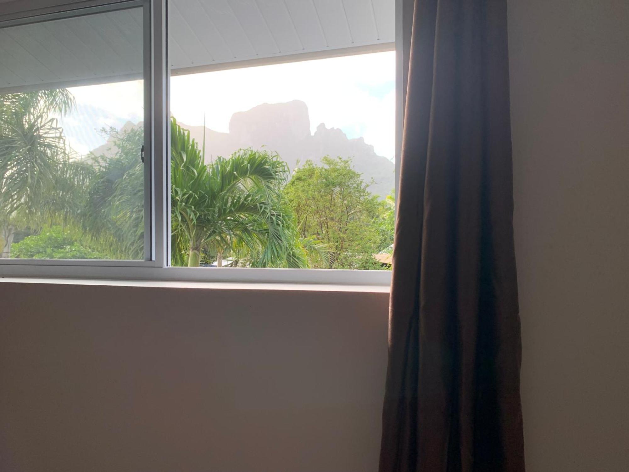 Tiki Ora - Hura Bora Bora
